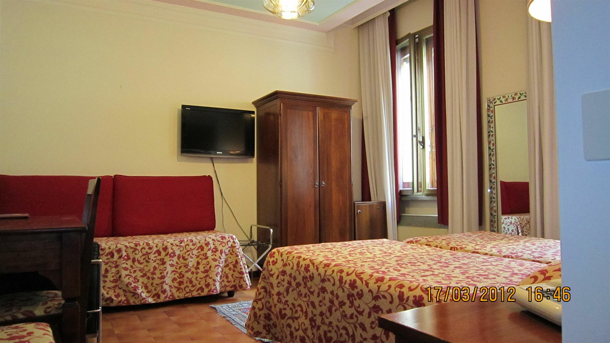 Hotel City ฟลอเรนซ์ ภายนอก รูปภาพ